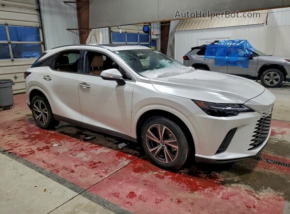 2T2BBMCA0PC002941 2023 LEXUS RX White Передня права чверть