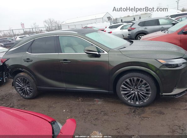 2T2BBMCA3SC100502 2025 LEXUS RX 350H Green Rear interior view