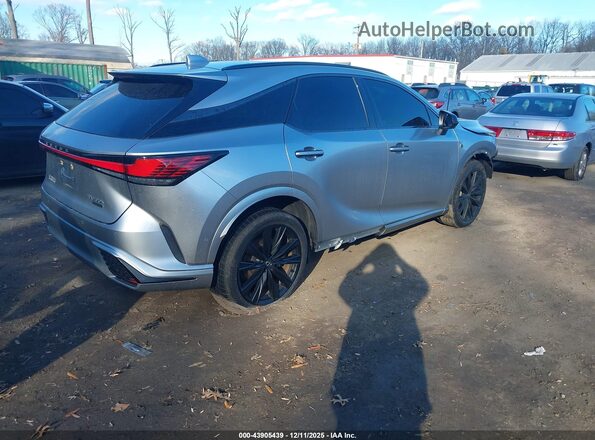 2T2BCMEA9PC010465 2023 LEXUS RX 500H Серебряный Задняя правая четверть