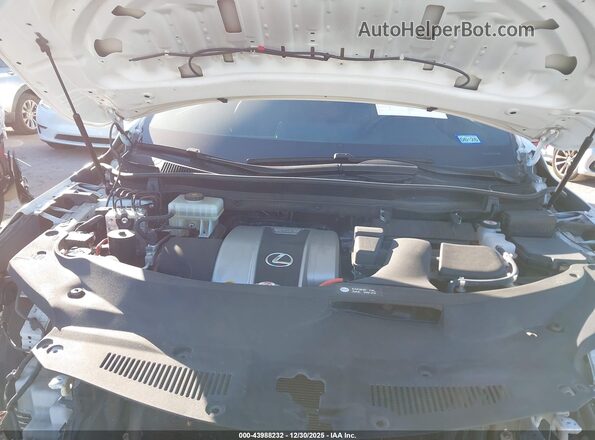 2T2BGMCA9JC028043 2018 LEXUS RX 450H Белый Вид сзади