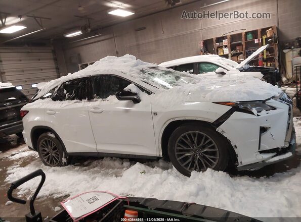 2T2BZMCA2JC151614 2018 LEXUS RX 350 White Widok wnętrza z tyłu