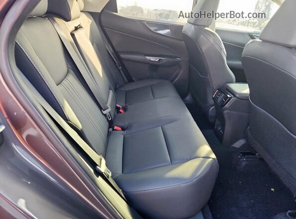 2T2GGCEZ1NC015909 2022 LEXUS NX Серый Вид задней части салона