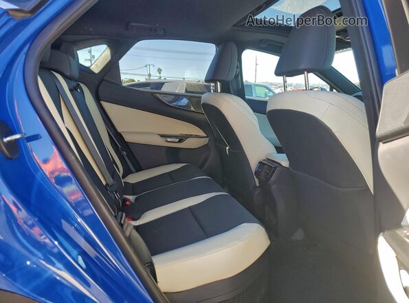 2T2GKCEZ2RC023666 2024 LEXUS NX Blue Rear interior view