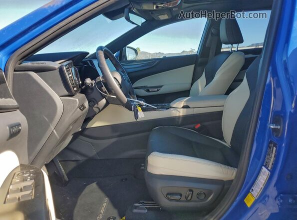 2T2GKCEZ2RC023666 2024 LEXUS NX Blue Front interior view