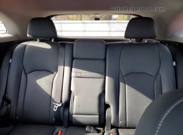 2T2HZMDA2NC316804 2022 LEXUS RX Красный Вид задних сидений