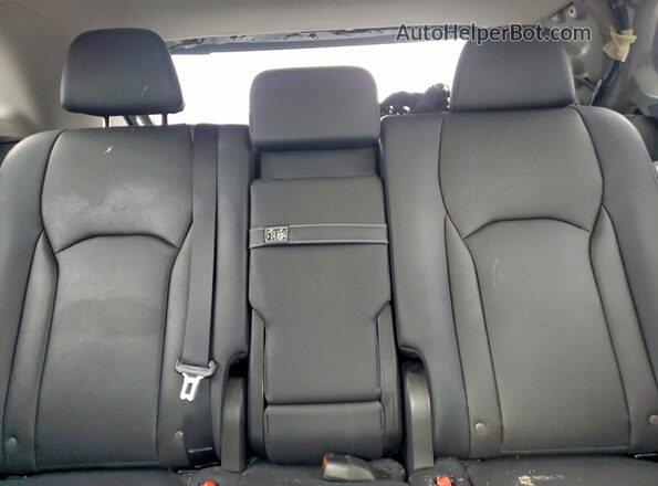 2T2HZMDA8NC343294 2022 LEXUS RX Серебряный Вид задних сидений