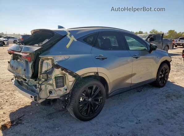 2T2KGCEZ7RC045920 2024 LEXUS NX Silver Задня права чверть