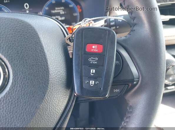 2T3D6RFV0RW082411 2024 TOYOTA LIMITED Red Widok deski rozdzielczej