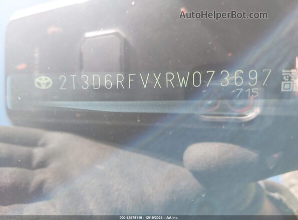 2T3D6RFVXRW073697 2024 TOYOTA LIMITED Серебряный Вид подкапотного пространства
