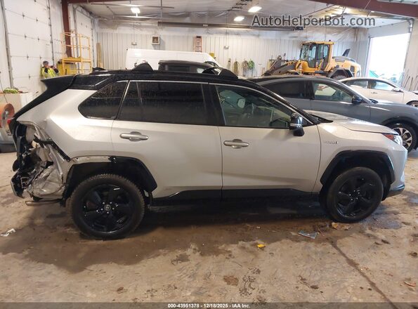 2T3E6RFV2LW001338 2020 TOYOTA RAV4 HYBRID Серебряный Вид задней части салона