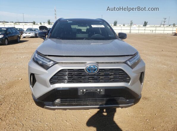 2T3E6RFV5NW031033 2022 TOYOTA RAV4 Серебряный Вид спереди