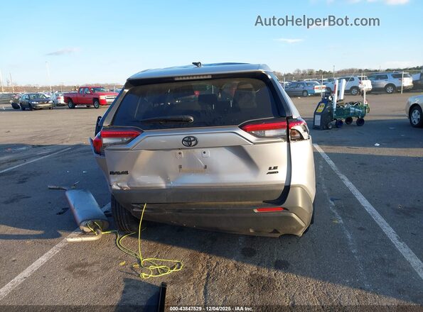 2T3G1RFV1SC523515 2025 TOYOTA LE Silver 