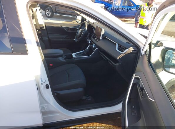 2T3H1RFV1RC254365 2024 TOYOTA LE White Սալոնի դիմացի տեսք