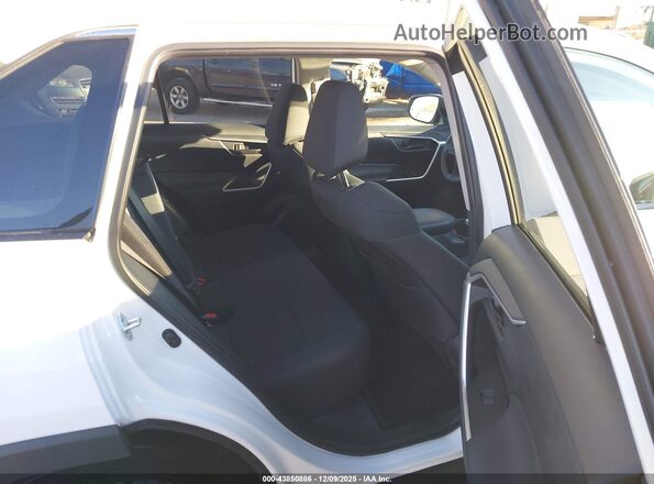 2T3H1RFV1RC254365 2024 TOYOTA LE White VIN կոդի պիտակի տեսք