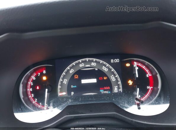 2T3H1RFV2PC240147 2023 TOYOTA LE Silver Вид задніх сидінь