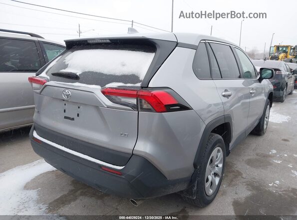 2T3H1RFV2PC240147 2023 TOYOTA LE Silver Задня права чверть