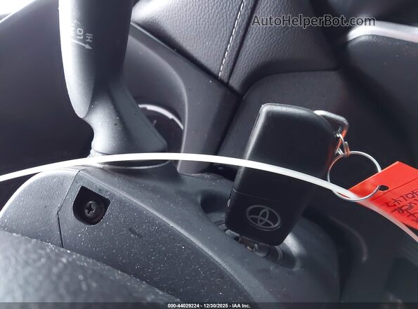 2T3H1RFV2PC240147 2023 TOYOTA LE Silver Вид панелі приладів