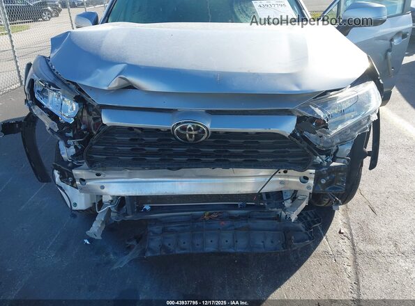 2T3P1RFV0MC192073 2021 TOYOTA LE Gray წინა ხედი