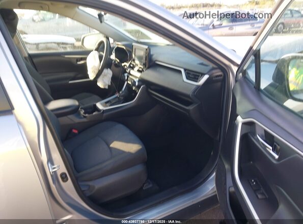 2T3P1RFV0MC192073 2021 TOYOTA LE Gray წინა სალონის ხედი