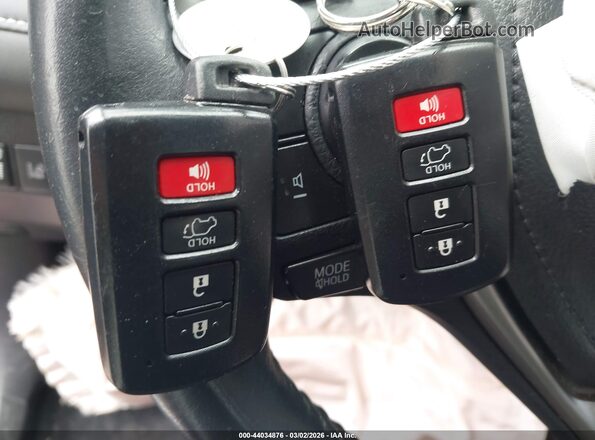 2T3RFREV8JW834870 2018 TOYOTA LE Maroon Առջևի վահանակի տեսք