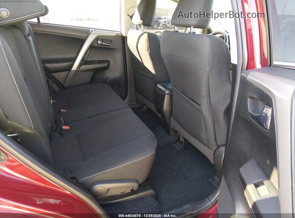 2T3RFREV8JW834870 2018 TOYOTA LE Maroon VIN կոդի պիտակի տեսք