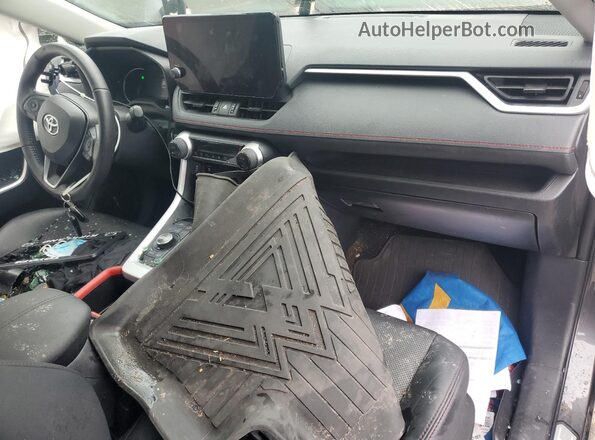 2T3S1RFVXRW465472 2024 TOYOTA RAV4 Gray Widok deski rozdzielczej