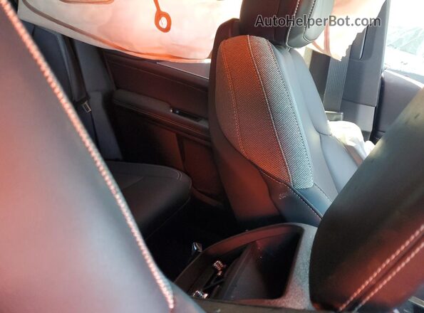 1GYKPMRK6RZ132487 2024 CADILLAC OTHER Gray Вид підкапотного простору
