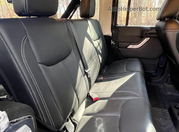 1C4BJWFG8GL269885 2016 JEEP WRANGLER Gray Vista interior delantera