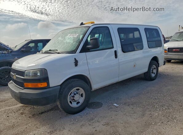 1GCWGAHG8J1182961 2018 CHEVROLET EXPRESS Белый 