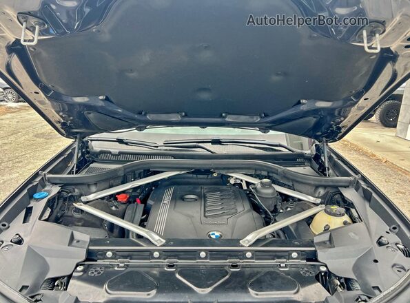 5UXCW2C51KL081198 2019 BMW X7 Gray Вид підкапотного простору