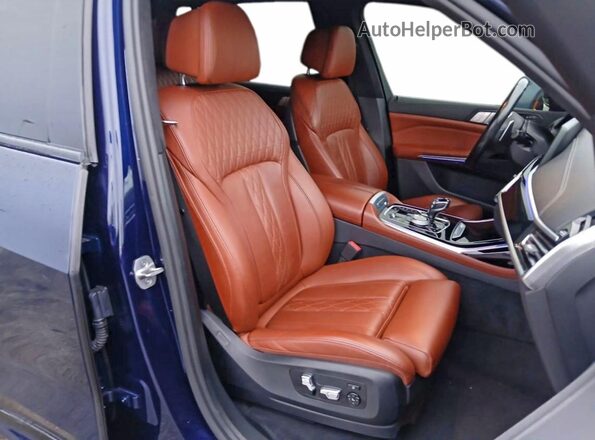 5UXCW2C0XN9J99448 2022 BMW X7 Blue Rear view