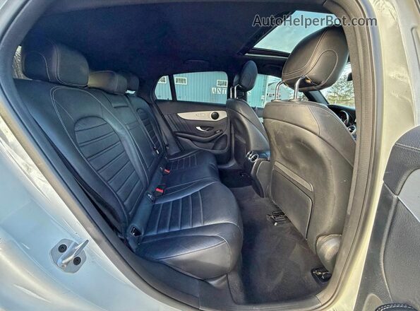 W1N0J8EB0NG025056 2022 MERCEDES-BENZ GLC-CLASS White Widok z tyłu