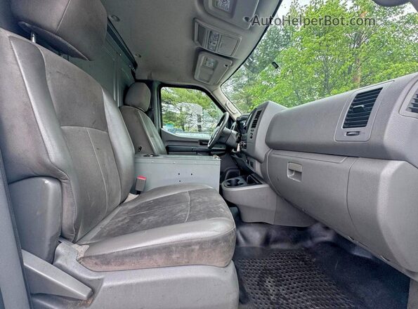 1N6BF0KM3LN801470 2020 NISSAN NV White Widok z tyłu