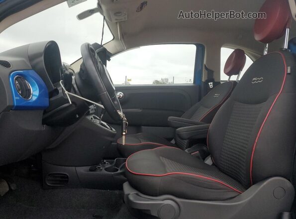 3C3CFFKR4HT530257 2017 FIAT 500 Синий Вид салона спереди