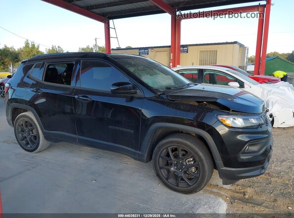 3C4NJCBB3NT235229 2022 JEEP COMPASS Черный Вид задней части салона