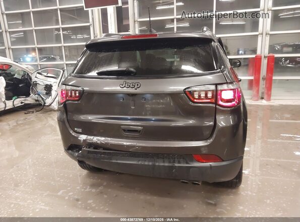 3C4NJCEBXMT593812 2021 JEEP COMPASS Gray 