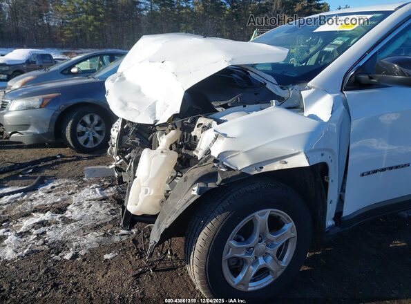 3C4NJDAB0NT214068 2022 JEEP COMPASS White Front view