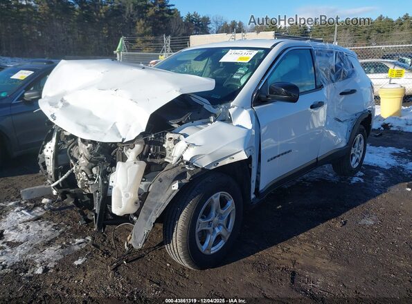 3C4NJDAB0NT214068 2022 JEEP COMPASS White Front left
