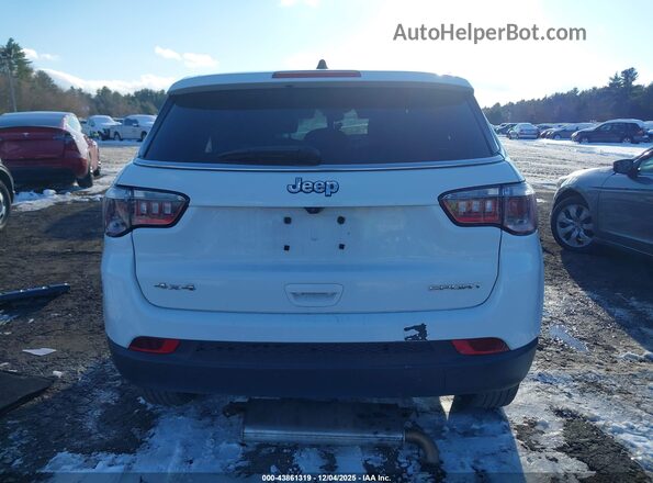3C4NJDAB0NT214068 2022 JEEP COMPASS White 