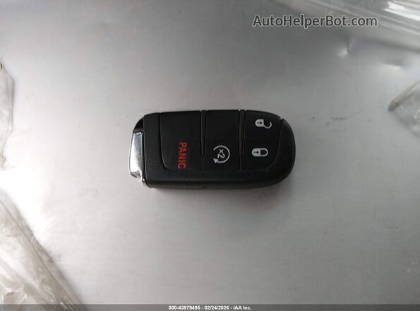 3C4NJDBB3JT191636 2018 JEEP COMPASS Red Vista del salpicadero