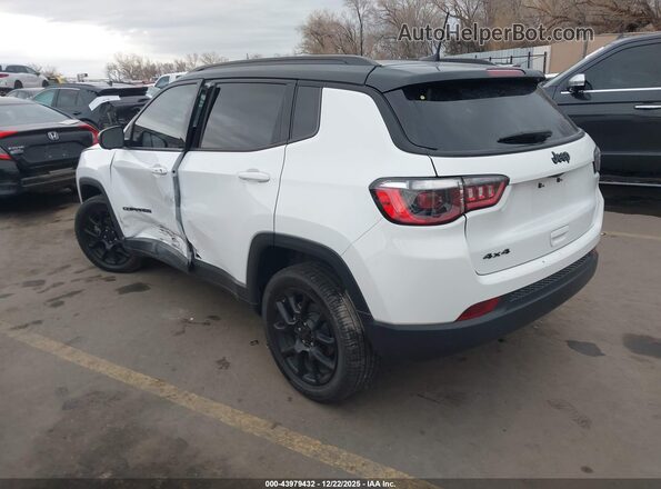 3C4NJDBB4NT221703 2022 JEEP COMPASS White Rear left