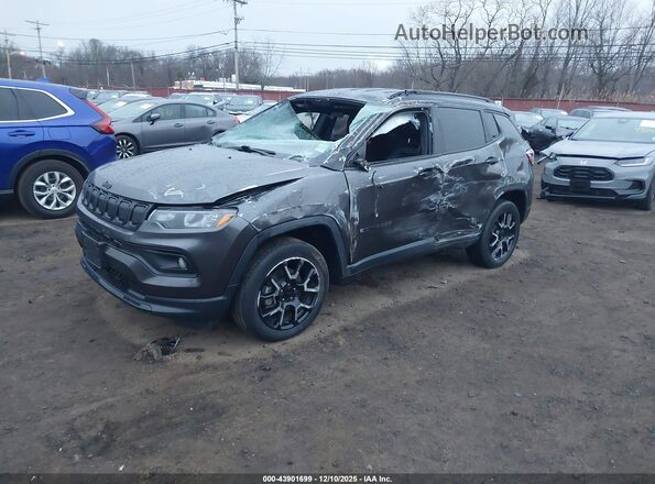 3C4NJDBB6NT197095 2022 JEEP COMPASS Gray Vista tres cuartos delantera izquierda