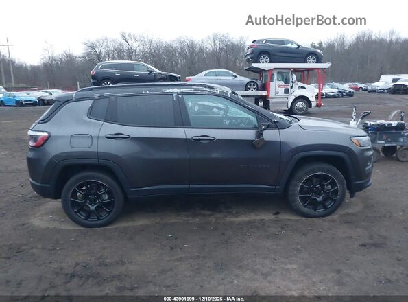 3C4NJDBB6NT197095 2022 JEEP COMPASS Gray Vista interior trasera