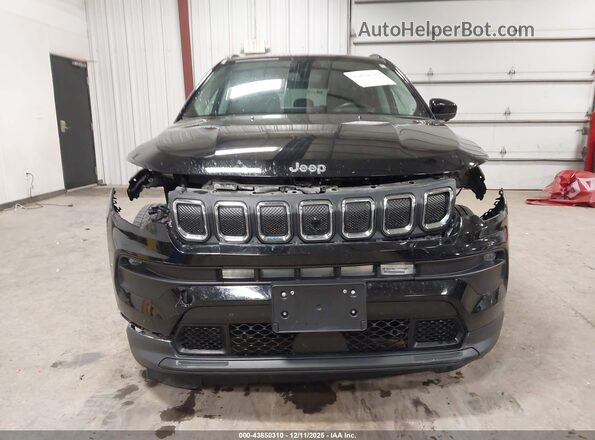 3C4NJDBB8NT219856 2022 JEEP COMPASS Black უკანა სალონის ხედი