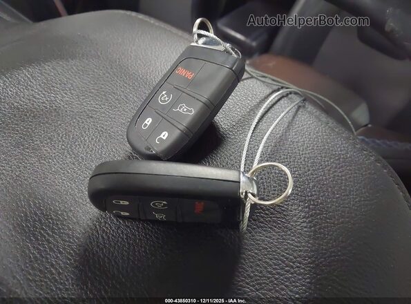 3C4NJDBB8NT219856 2022 JEEP COMPASS Black წინა პანელის ხედი
