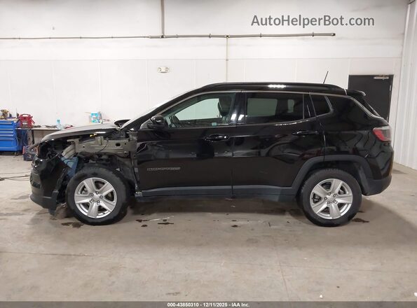 3C4NJDBB8NT219856 2022 JEEP COMPASS Black 