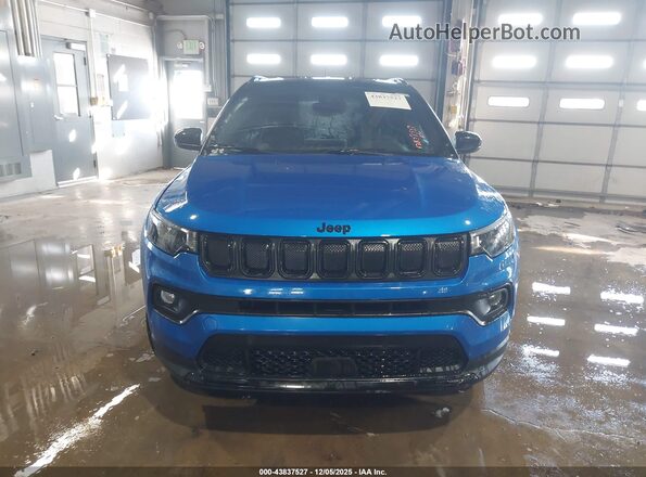3C4NJDBB9NT184745 2022 JEEP COMPASS Blue Սալոնի հետևի տեսք