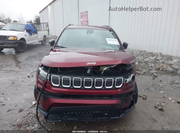 3C4NJDBBXNT118592 2022 JEEP COMPASS Red Вид щитка приладів