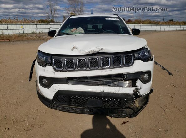 3C4NJDBN3RT605181 2024 JEEP COMPASS White Widok z przodu