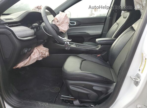 3C4NJDBN3RT605181 2024 JEEP COMPASS White Widok wnętrza z przodu